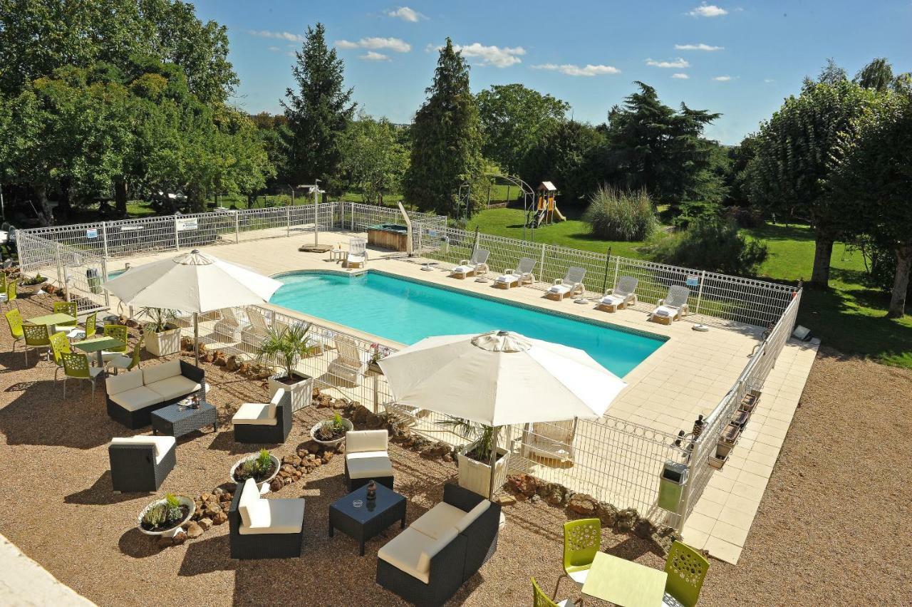 La Promenade Hotel Coings Exterior photo